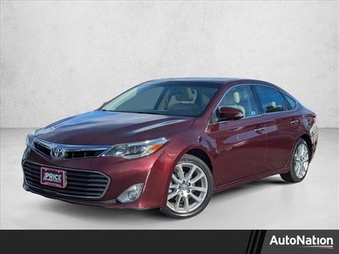 Used 2013 Toyota Avalon Limited image 1