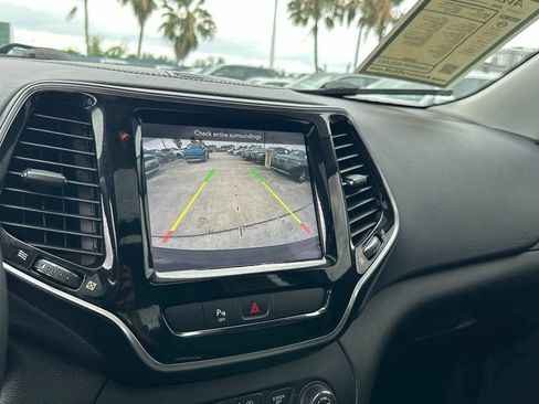 Certified 2020 Jeep Cherokee Limited AWD/4WD image 25