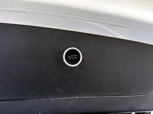 Used 2017 Tesla Model X 75D image 12