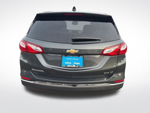 Used 2020 Chevrolet Equinox LT w/ Driver Convenience Package image 6