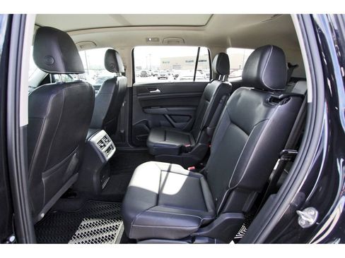 Used 2021 Volkswagen Atlas SEL image 10