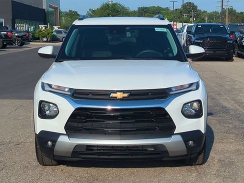 Used 2022 Chevrolet TrailBlazer LT w/ Convenience Package AWD/4WD image 8