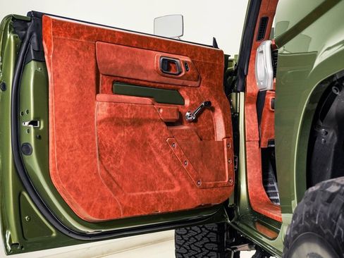 Used 2024 Ford Bronco Black Diamond image 35