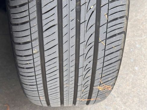 Certified 2024 Hyundai Elantra Limited image 3