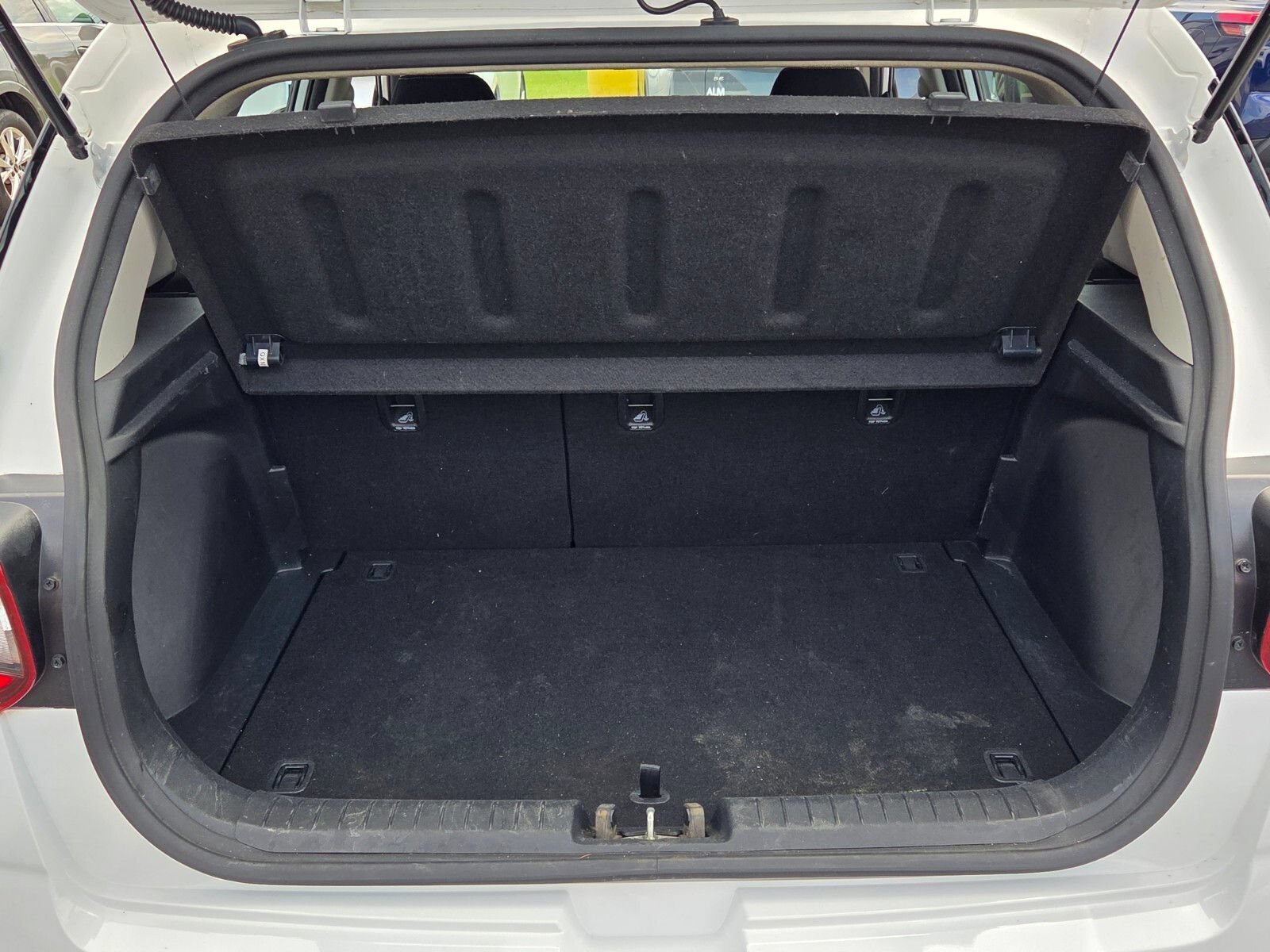 Used 2021 Hyundai Venue SEL FWD image 11