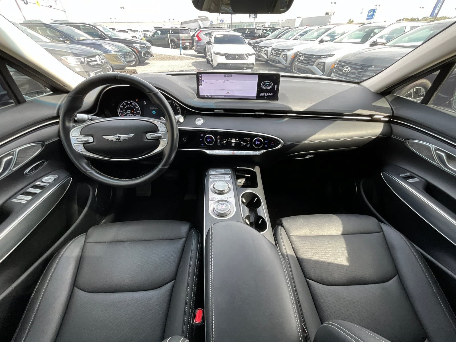 Used 2022 Genesis GV70 2.5T w/ Select Package AWD/4WD image 6