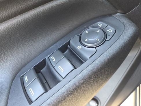 Certified 2019 Chevrolet Equinox LT image 32