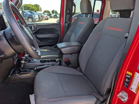 Used 2024 Jeep Wrangler Unlimited Rubicon AWD/4WD image 26