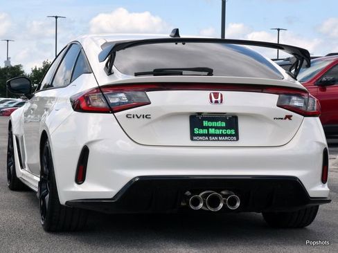Used 2025 Honda Civic Type R image 5