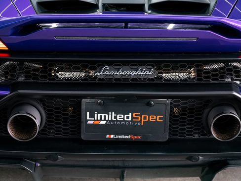 Used 2023 Lamborghini Huracan EVO RWD image 20