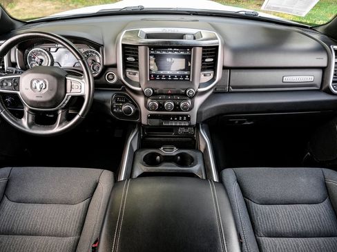 Used 2021 RAM 1500 Big Horn image 5