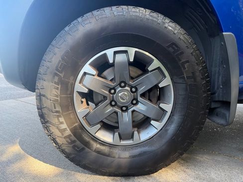 Used 2015 Nissan Xterra PRO-4X AWD/4WD image 10