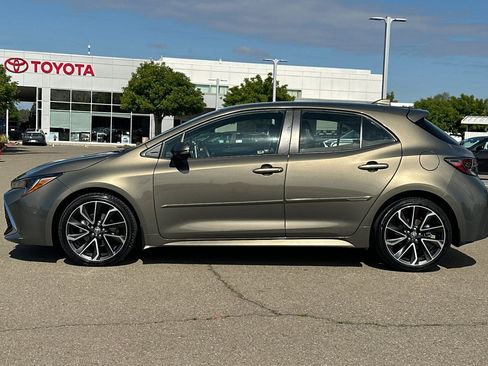 Certified 2019 Toyota Corolla XSE FWD image 8