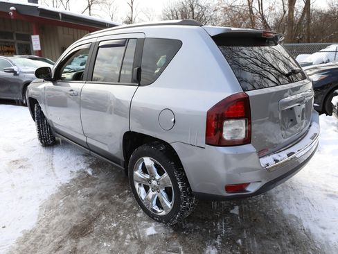 Used 2015 Jeep Compass High Altitude image 9