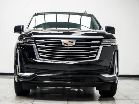 Used 2024 Cadillac Escalade Premium Luxury Platinum RWD image 9