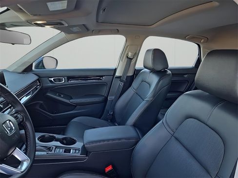 Used 2024 Honda Civic EX-L image 9