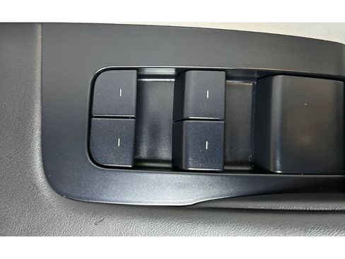 Used 2024 Tesla Model 3 Standard Range RWD image 37