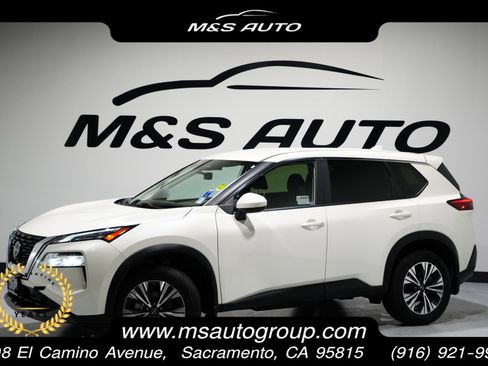 Used 2023 Nissan Rogue SV image 1