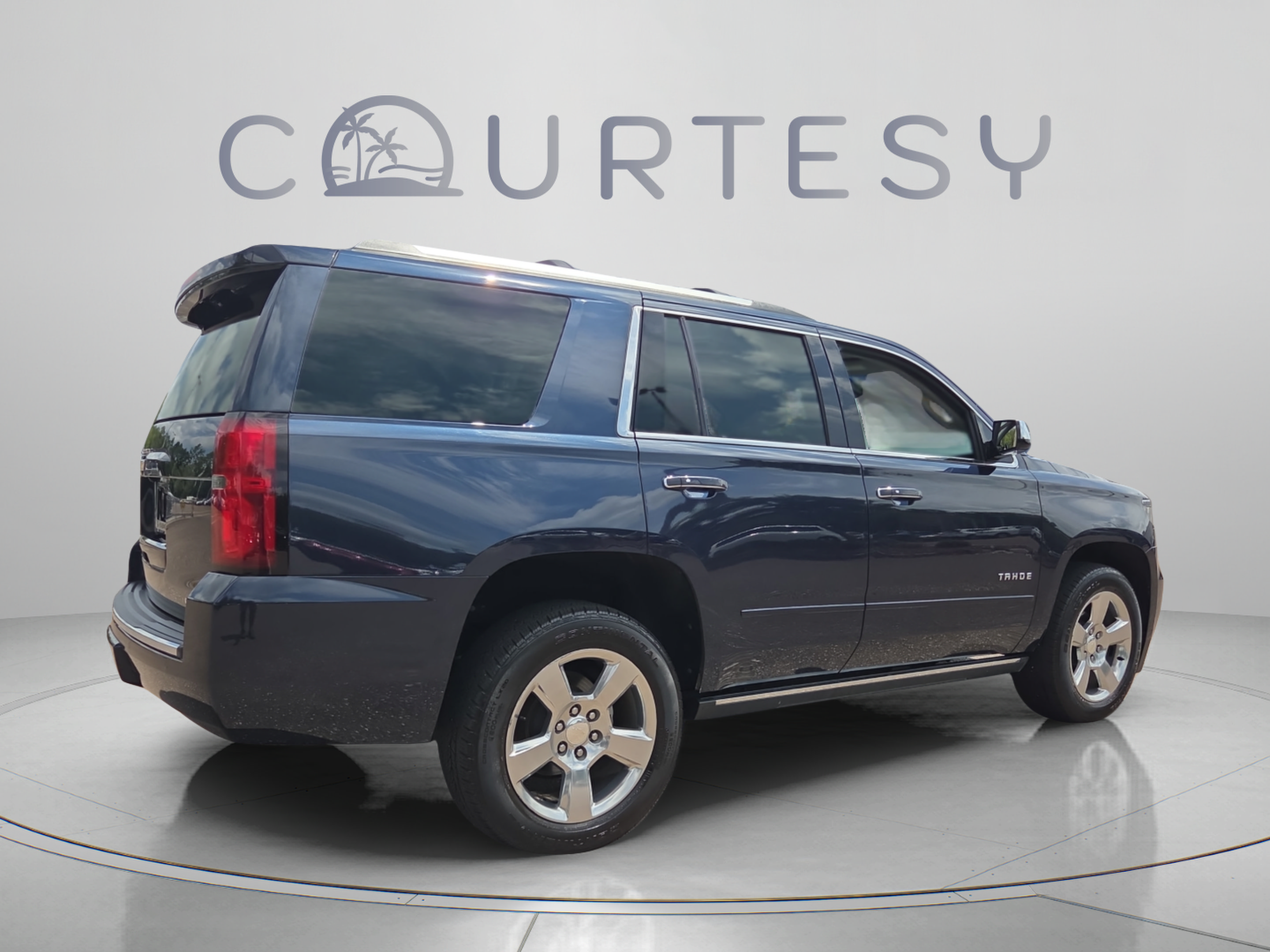 Used 2019 Chevrolet Tahoe Premier AWD/4WD image 6
