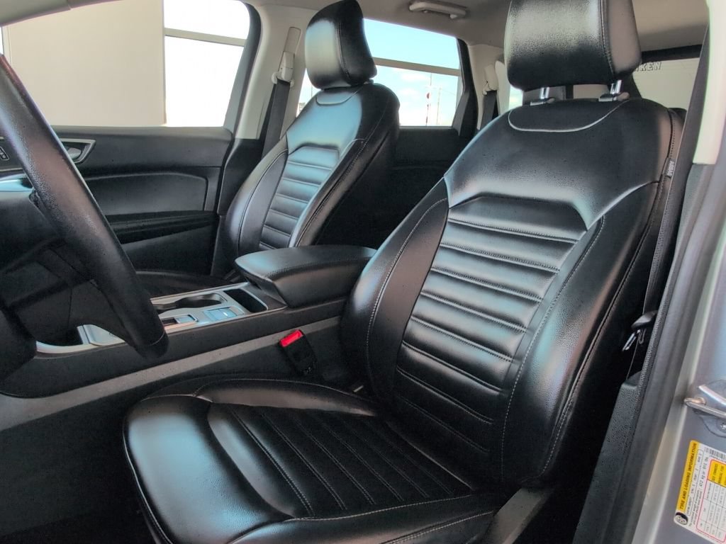 Used 2024 Ford Edge SEL AWD/4WD image 13