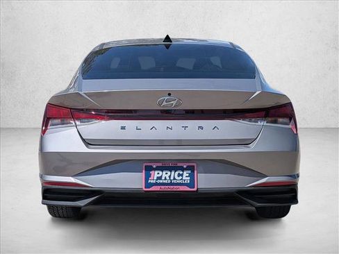 Used 2021 Hyundai Elantra SEL w/ Cargo Package FWD image 7