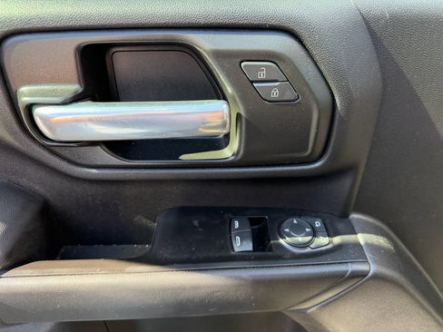 Used 2020 Chevrolet Silverado 2500 W/T AWD/4WD image 8