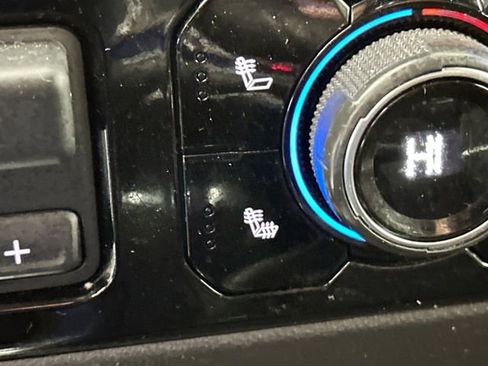 Used 2023 Chevrolet Silverado 1500 RST image 18