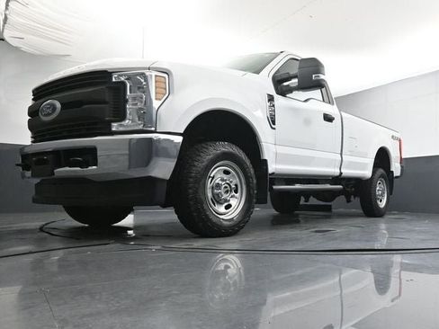 Used 2018 Ford F250 XL w/ Power Equipment Group AWD/4WD image 23