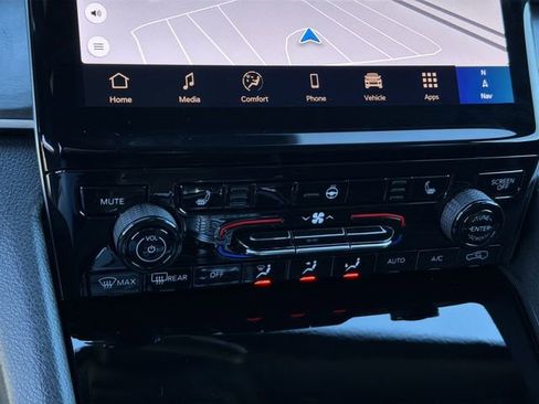 New 2025 Jeep Grand Cherokee L Limited AWD/4WD image 25