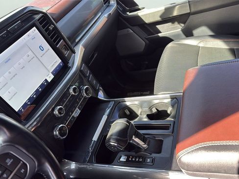 Used 2022 Ford F150 Lariat image 21