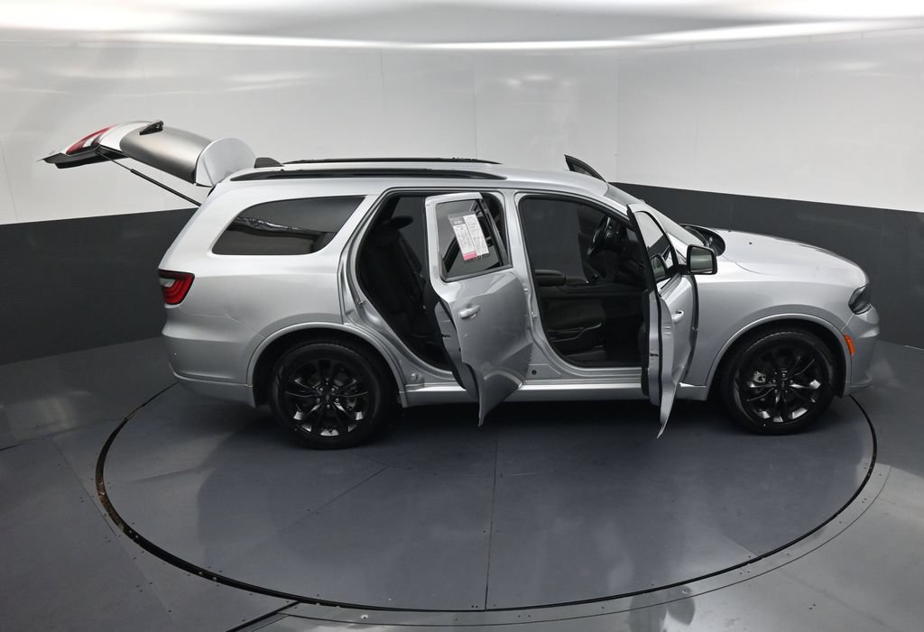 Used 2025 Dodge Durango GT w/ Blacktop Package RWD image 14