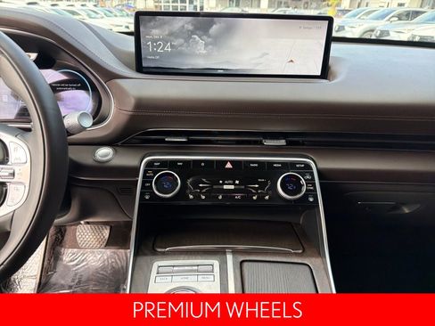 Used 2023 Genesis GV80 3.5T image 16