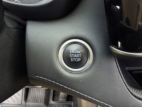 Used 2021 Toyota Highlander Limited image 25