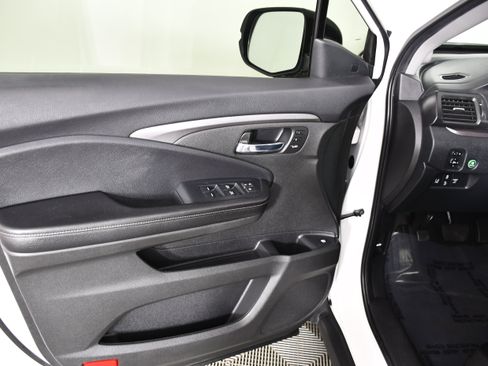 Used 2023 Honda Ridgeline RTL image 38