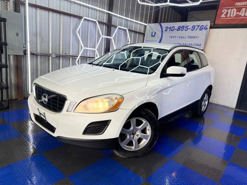 Used 2011 Volvo XC60 3.2 image 2