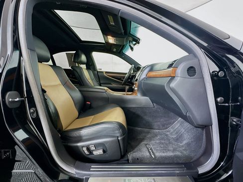 Used 2012 Lexus LS 460 w/ Sport Pkg RWD image 33