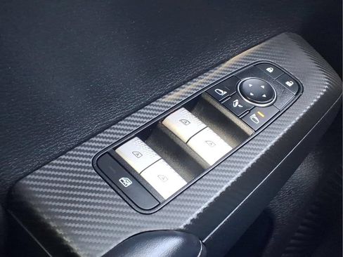 Used 2023 Mitsubishi Outlander SE FWD image 26