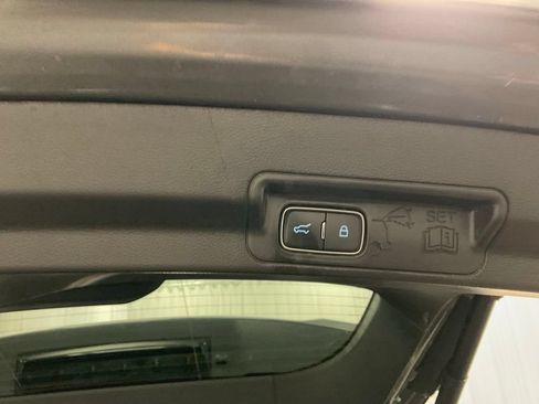 Used 2022 Ford Explorer ST-Line w/ Class IV Trailer Tow Package AWD/4WD image 25