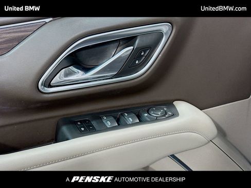 Used 2022 Chevrolet Tahoe Z71 AWD/4WD image 3