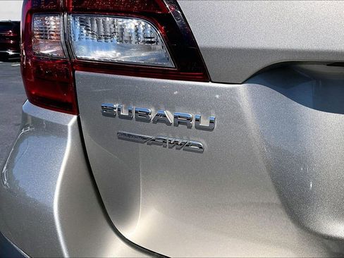 Used 2019 Subaru Outback 2.5i Limited w/ Protection Package #1 AWD/4WD image 8