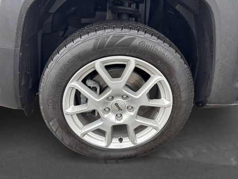 Used 2023 Jeep Renegade Latitude w/ Sun/Sound Group image 12