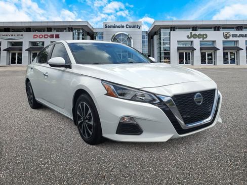 Used 2021 Nissan Altima 2.5 S FWD image 2