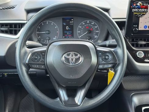 Used 2025 Toyota Corolla LE FWD image 15