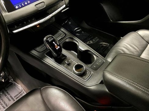 Used 2023 Cadillac XT4 Premium Luxury image 17