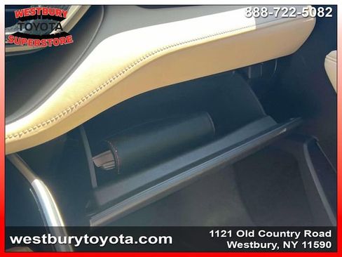 Used 2023 Toyota Highlander Limited AWD/4WD image 31