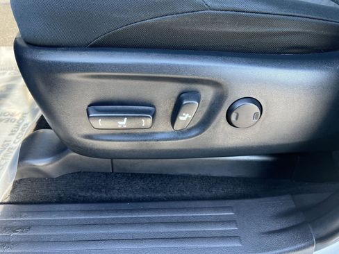 Used 2023 Toyota 4Runner SR5 image 22