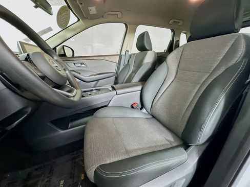 Used 2022 Nissan Rogue SV image 12