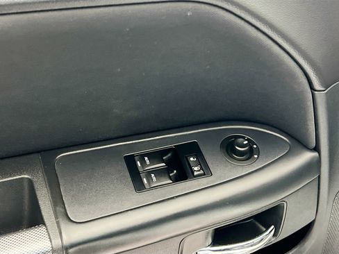 Used 2014 Dodge Challenger R/T image 16