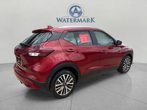 Certified 2024 Nissan Kicks SV FWD image 8