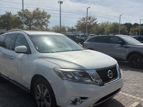 Used 2014 Nissan Pathfinder Platinum w/ Platinum Premium Package image 12